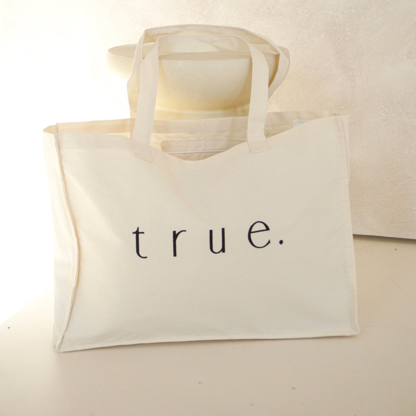 true. torba s crnim vezom
