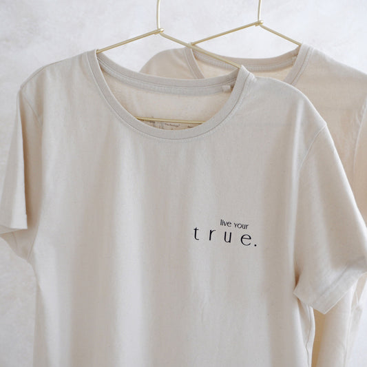 live your true. majica